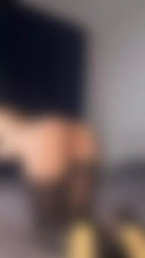 My breath makes the shadows quiver 😈💧
https://onlyfans.com/y... by liilash