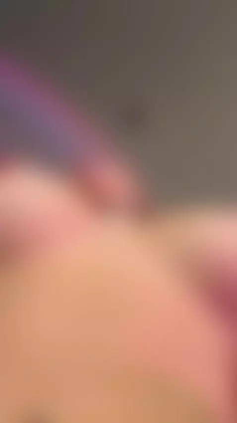 My skin drinks the glow 😏

https://onlyfans.com/your_victory... by liilash