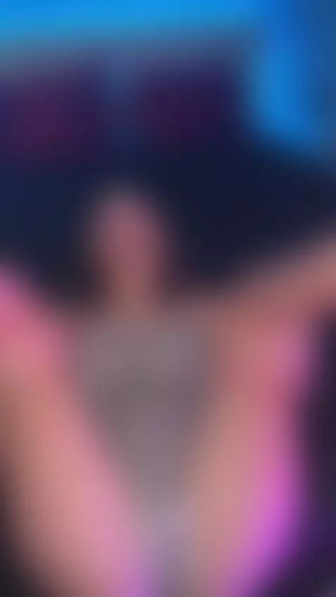 I let the moment stretch 😈

https://onlyfans.com/your_victor... by liilash