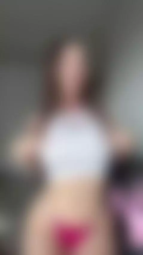 My skin drinks the glow 😏

https://onlyfans.com/your_victory... by liilash