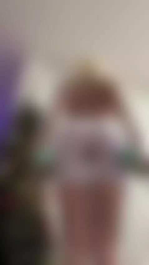 Did you watch this video to the end? The best part is alread... by alexagreyforyou