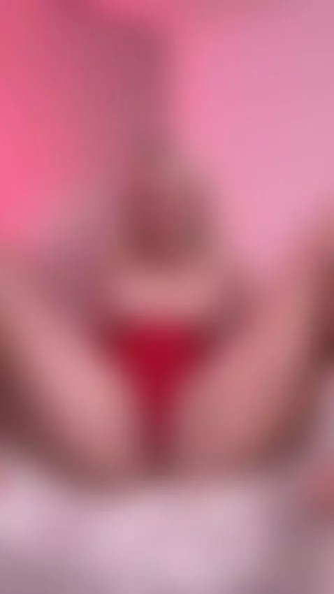 Alexa Teases With Swollen Pussy by alexagreyforyou