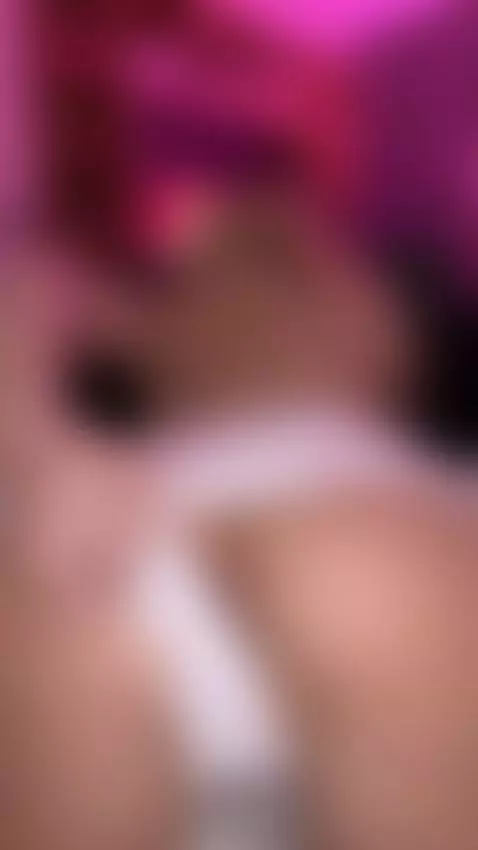 Amateur ass swings wild inside secret corners by alexagreyforyou