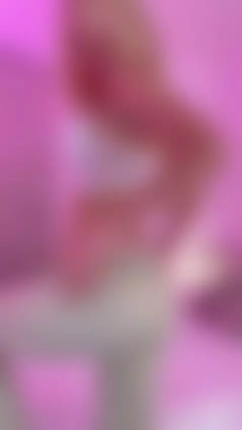 Blonde amateur teases her gorgeous big ass in lacy lingerie by alexagreyforyou