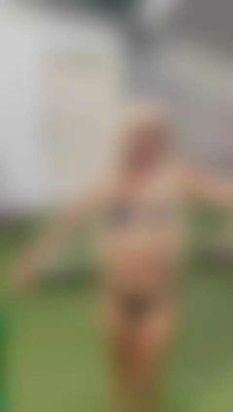 come to my show wet by alexaa-blake