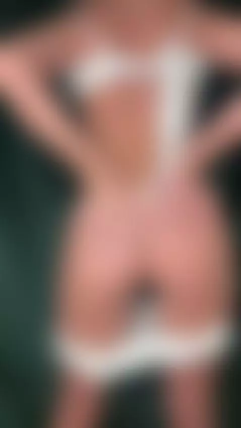 Heat drifts through the quiet 😏🔥 by marywaynethegamer