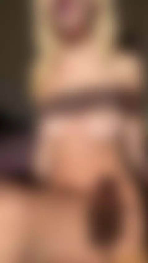 Shadows blur as I shift 💋✨ by marywaynethegamer