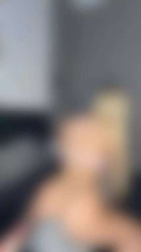 I want your cock to explode in my ass by mimipolina