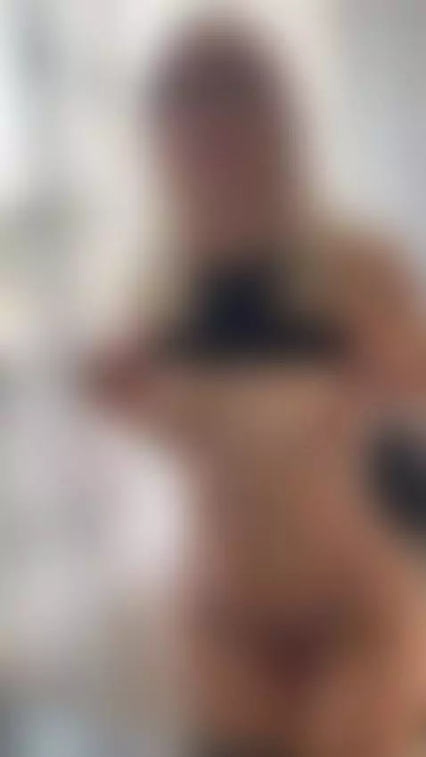 Titties🤗 by diaana19