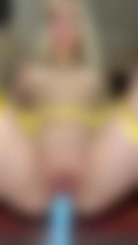 Oh daddy, let me cum plz💦 by diaana19