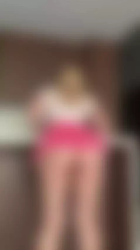 This skirt seems to be too short🤭 Sub OF✨ by diaana19