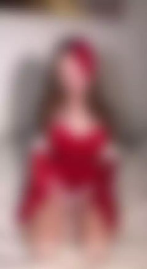 Let's imagine that Santa is here again. 🎅After all, it's sti... by octavia-bb