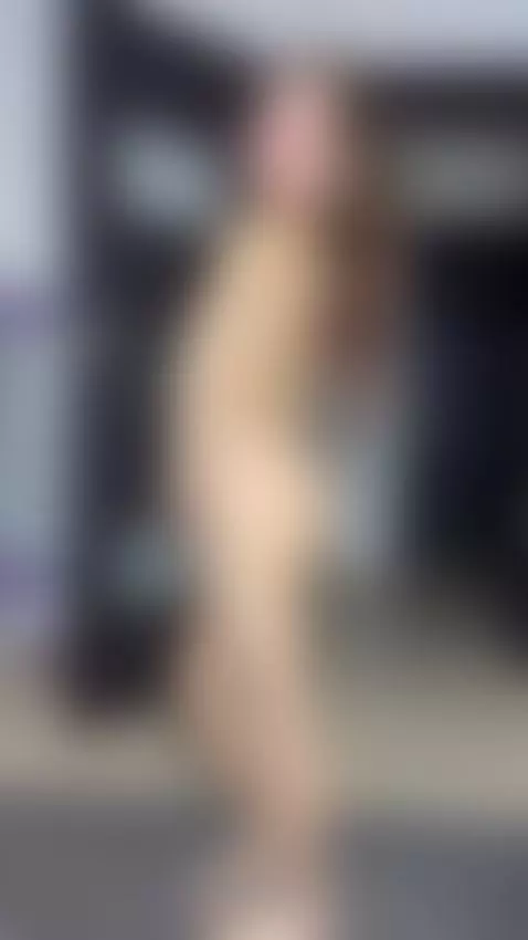 Naked body arches as fingers tease wet slit 😇 by octavia-bb