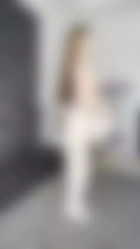 Im wet and begging for your cock 🤤 by octavia-bb
