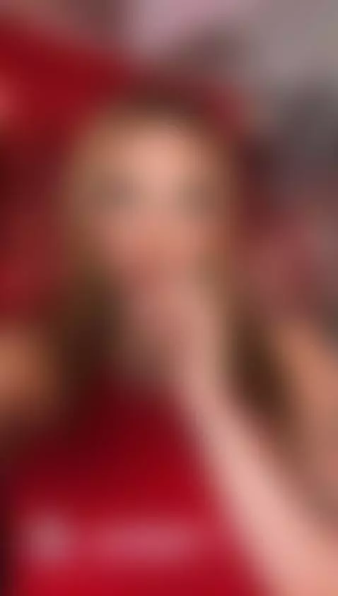 Hey darling! Come and enjoy a spectacular Valentine's Day sh... by ambarsoraachi