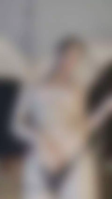 I want it rough. You want to give it?😍 by agathamonfort