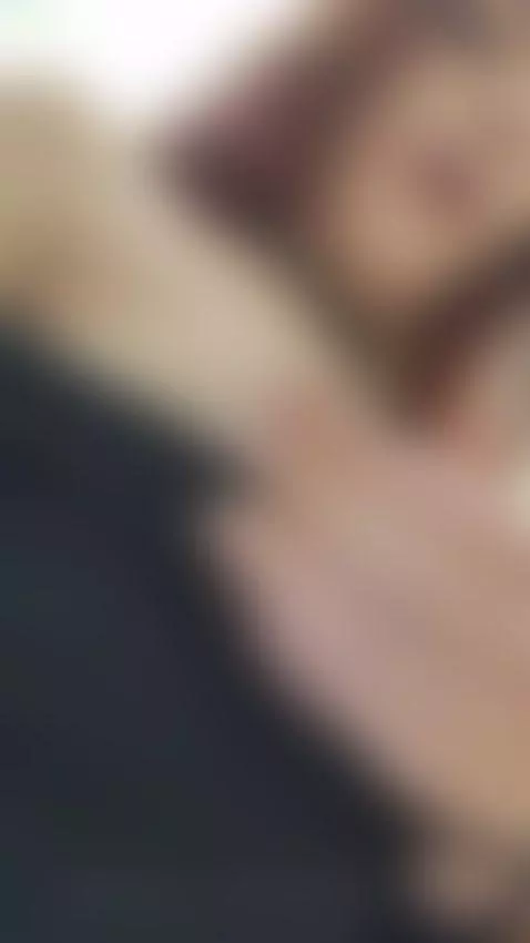 Hands on my curves. Now. 😏 by agathamonfort