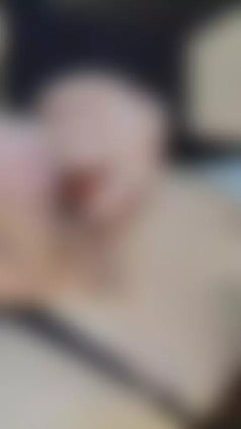 This throat is yours. Claim it. 💋 by agathamonfort