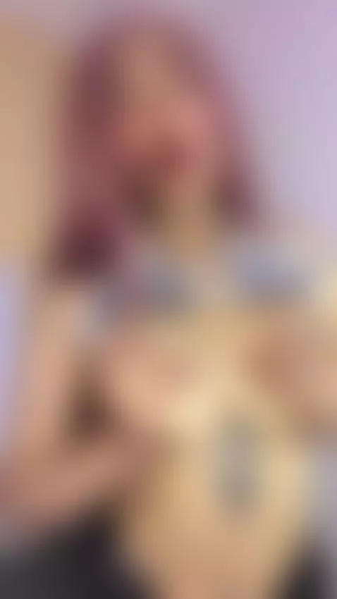 Hello my loves, l'ill wait for you CamSoda to warm us up a l... by ariadnaaa