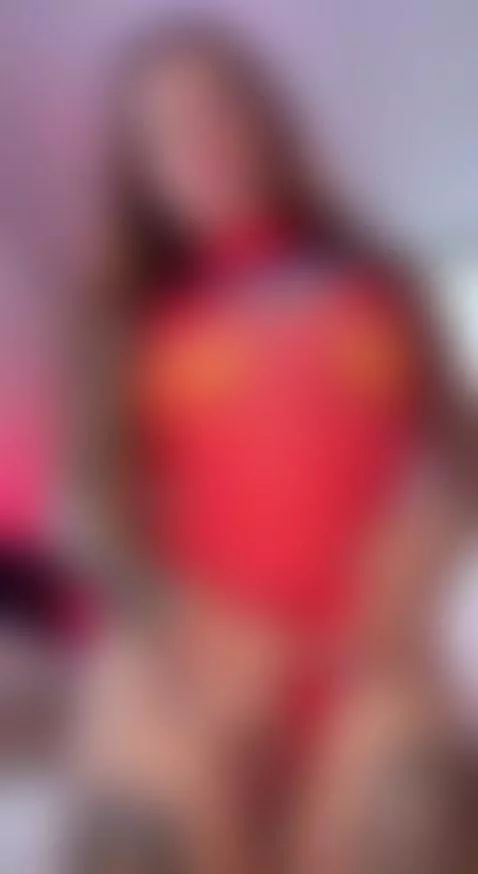 More than just a pretty picture waiting on OnlyFans 🌹 by abbymiamor1