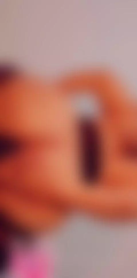 Mmmmmm my butt feels so good 😋😋 by vivianepier1