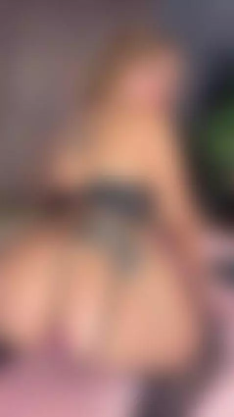 🪙 Im online now 👉🏻 https://stripchat.com/miia_stonne/follow-... by miiastone