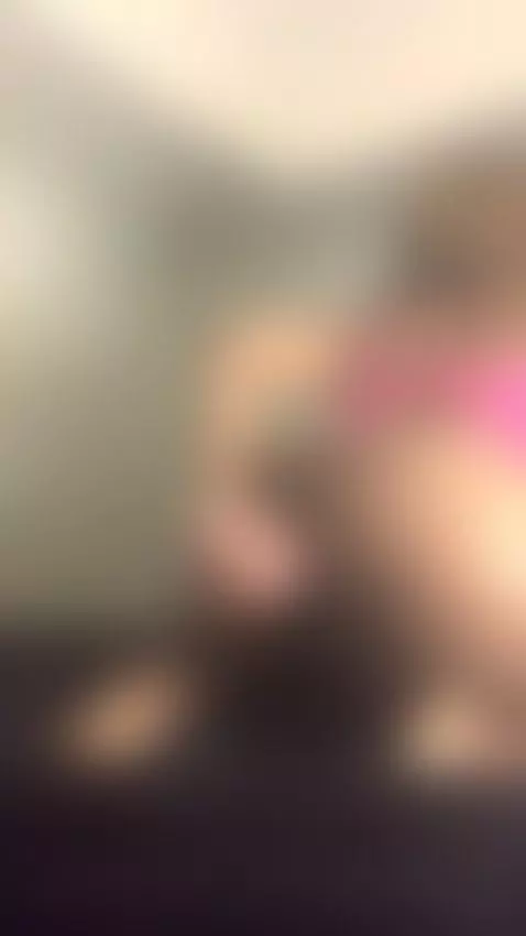 Live now come say hii!! 💕💕 by theebonygoddessxo