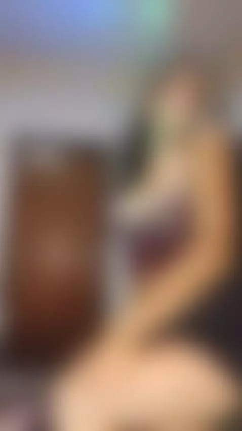 If you like what you see here, you're going to love what hap... by alessaunleashed