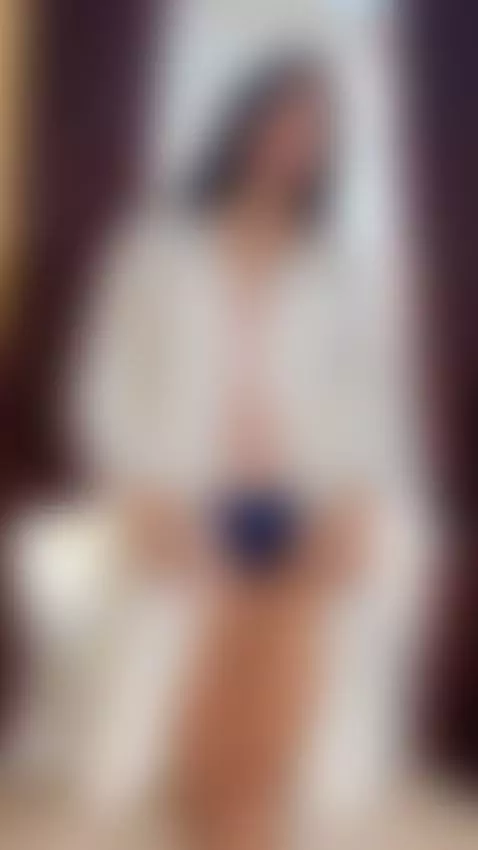 clit pulsing every time I think of your tongue by emmabliss