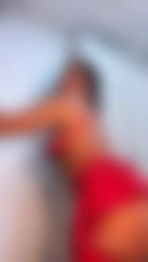 Red is my fav color whats yours? by emmagirl0