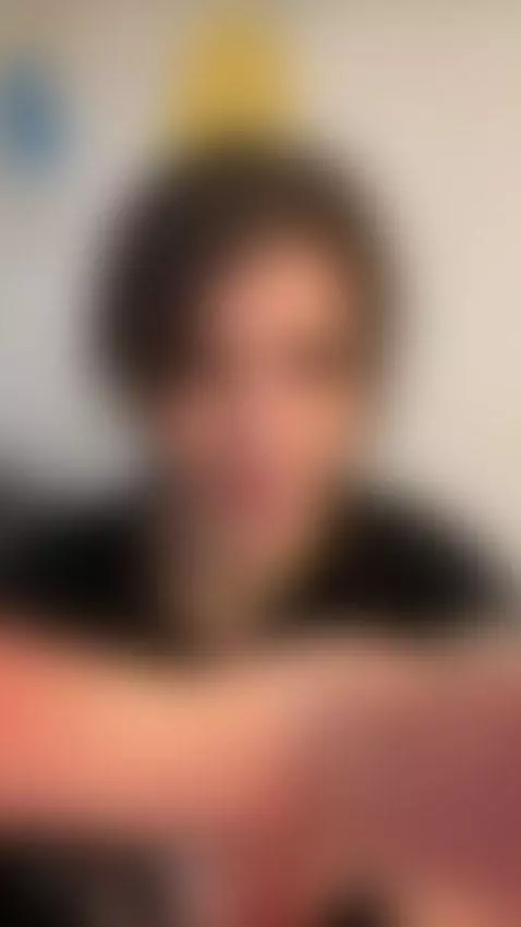 Take a step closer and subscribe to my OnlyFans 😽 by alinashy