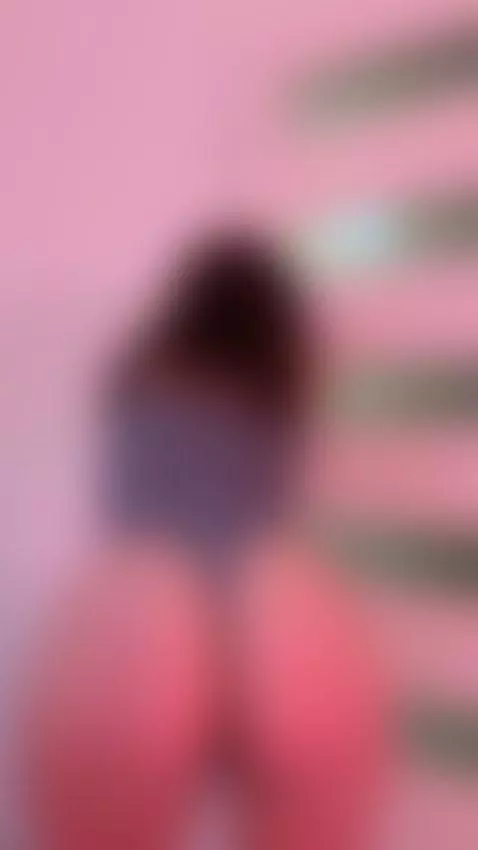 Mouth working like a pro 👄 OnlyFans here by alinashy