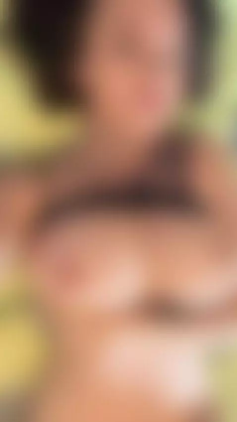 I'm shaking my boobs while you watch! Do you like it? by beatrice-bell