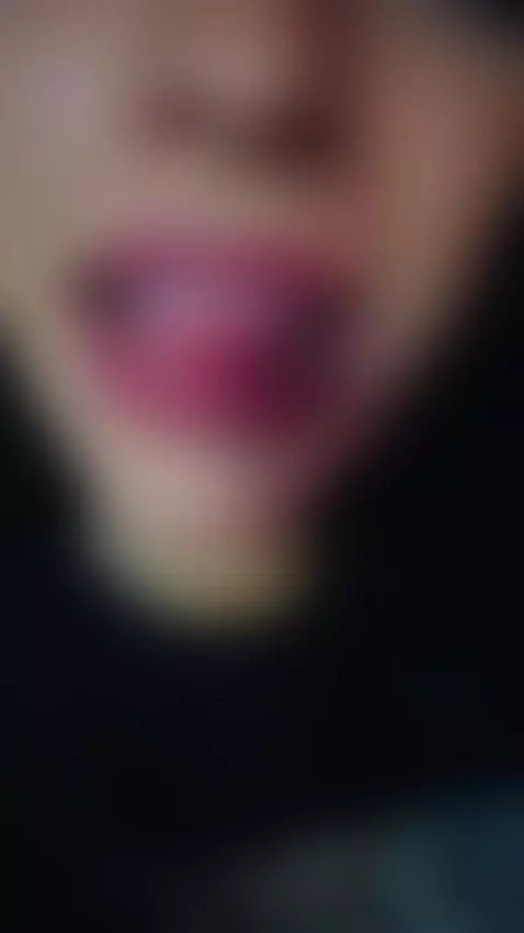 My lips are ready to feel all your juices ✨✨ by cleofoxx