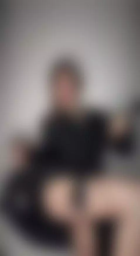 I know exactly what I’m doing… and I’m enjoying it 😈 by lady-bb-anna