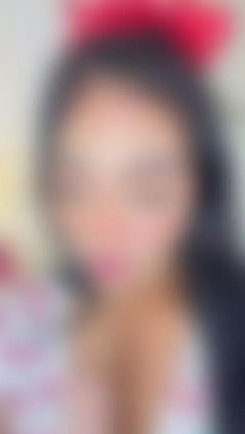 If I tell you what I'm thinking right now... you're going to... by keisyycamer