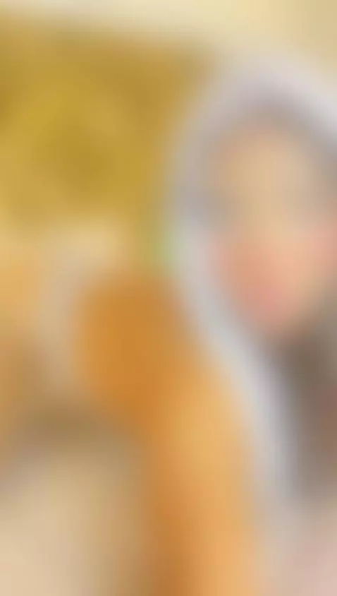 There is something in me today that asks for attention... an... by keisyycamer