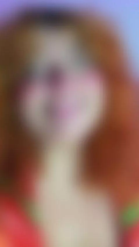 My boobs have their own cosplay 💁‍♀️🔥
If you caught this loo... by charlottemiillerr