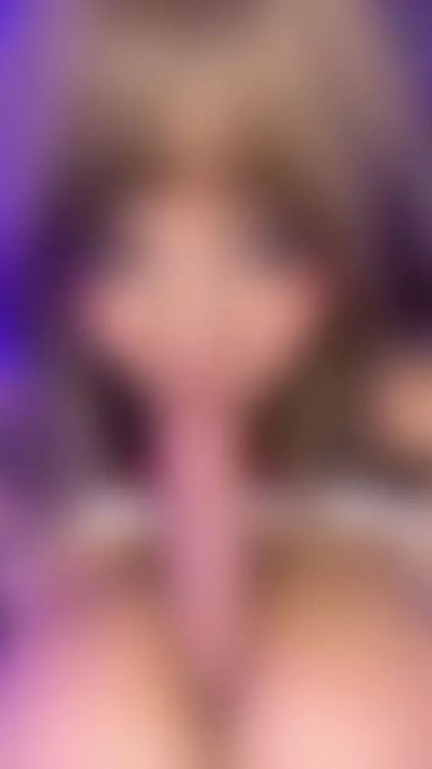 Today the cosplay comes with extra fun 😈💋 Dale follow and co... by charlottemiillerr