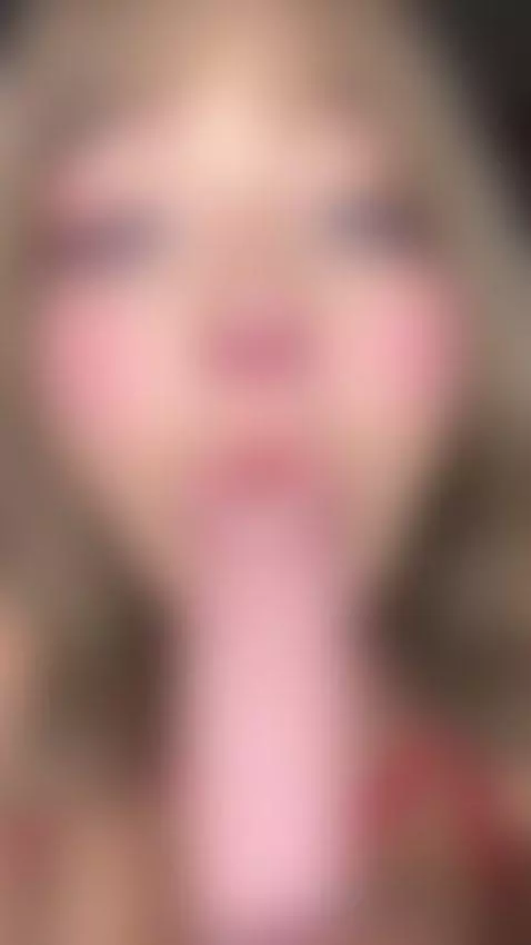 👄 Slow Suction of the Consolador + Low Voice moaning 🫦 by charlottemiillerr