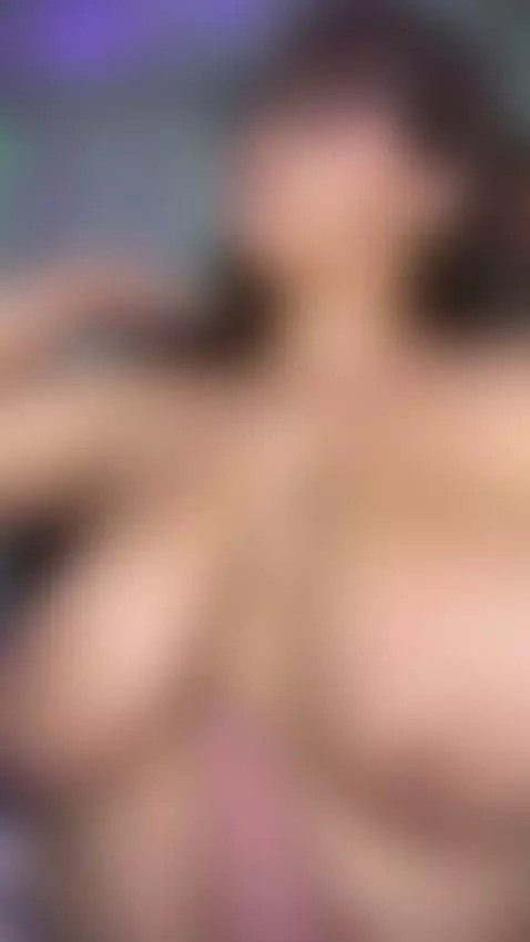 📸 Close Up of My Wet Fingers Playing in My Richest Spot 👀 by charlottemiillerr