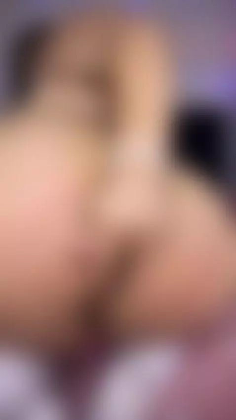 📸 Close Up of My Wet Fingers Playing in My Richest Spot 👀 by charlottemiillerr