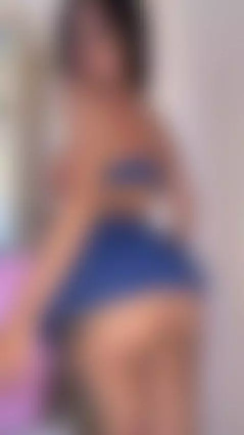 I'm shy until I take off my clothes by paulaxx