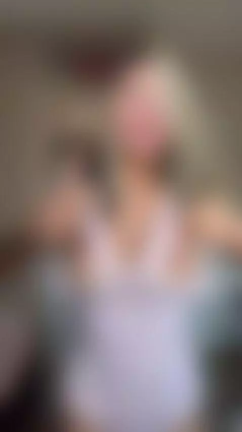 My body is ready to take your big hard dick by paulaxx