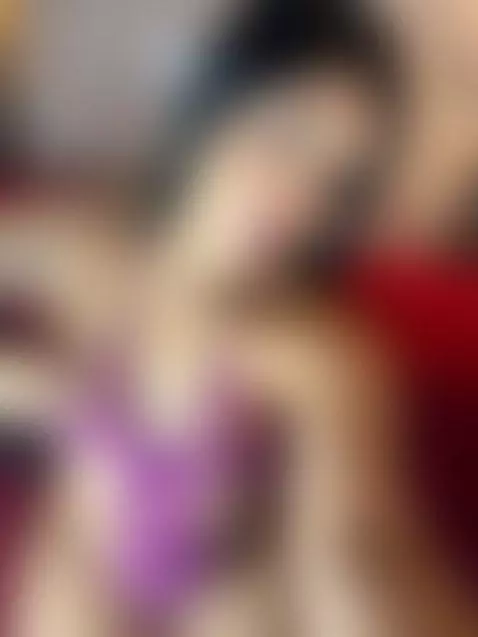 Live now!! by nicolljabocs