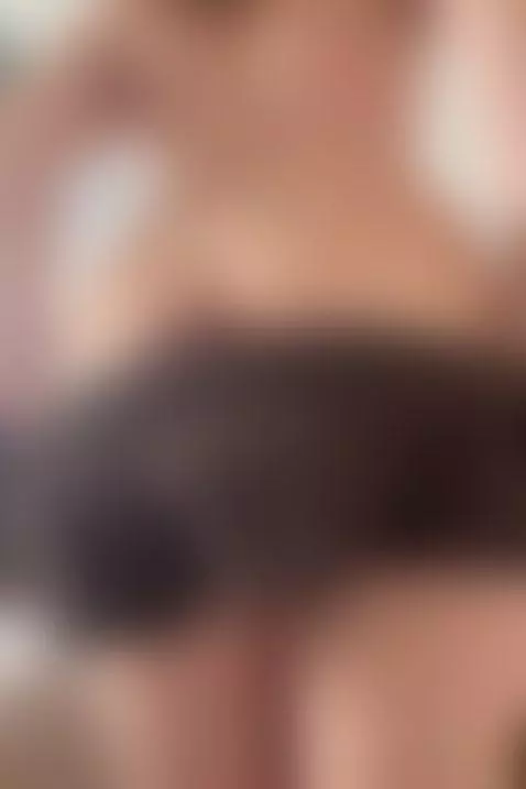 Watch my thighs. You'll thank me later 😏🦵 by ashleybambi