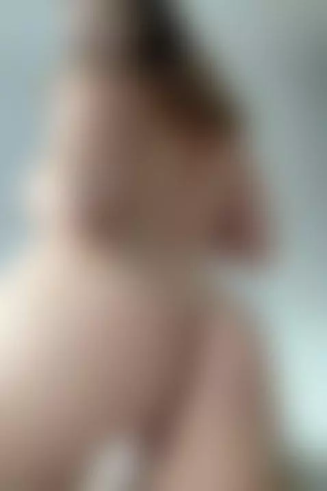 A little tease just for your eyes only 🪞💄 by ashleybambi