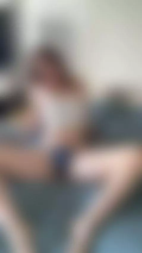 Just teasing my way into your fantasies 💭💘 by ashleybambi