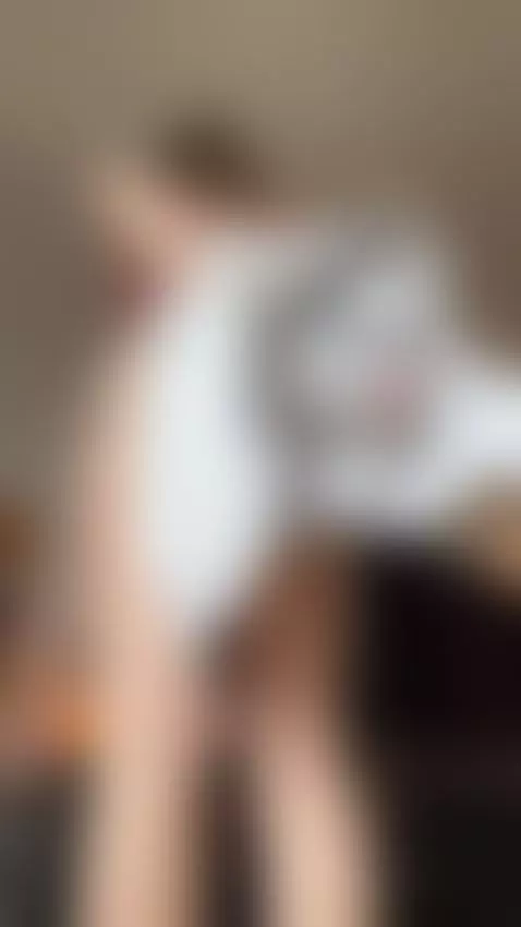 Imagine my lips around you… soft, wet, and hungry 😈💦 by ashleybambi