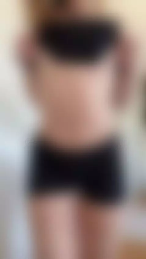 The light deepens across my stomach 💦🩶 by ashleybambi